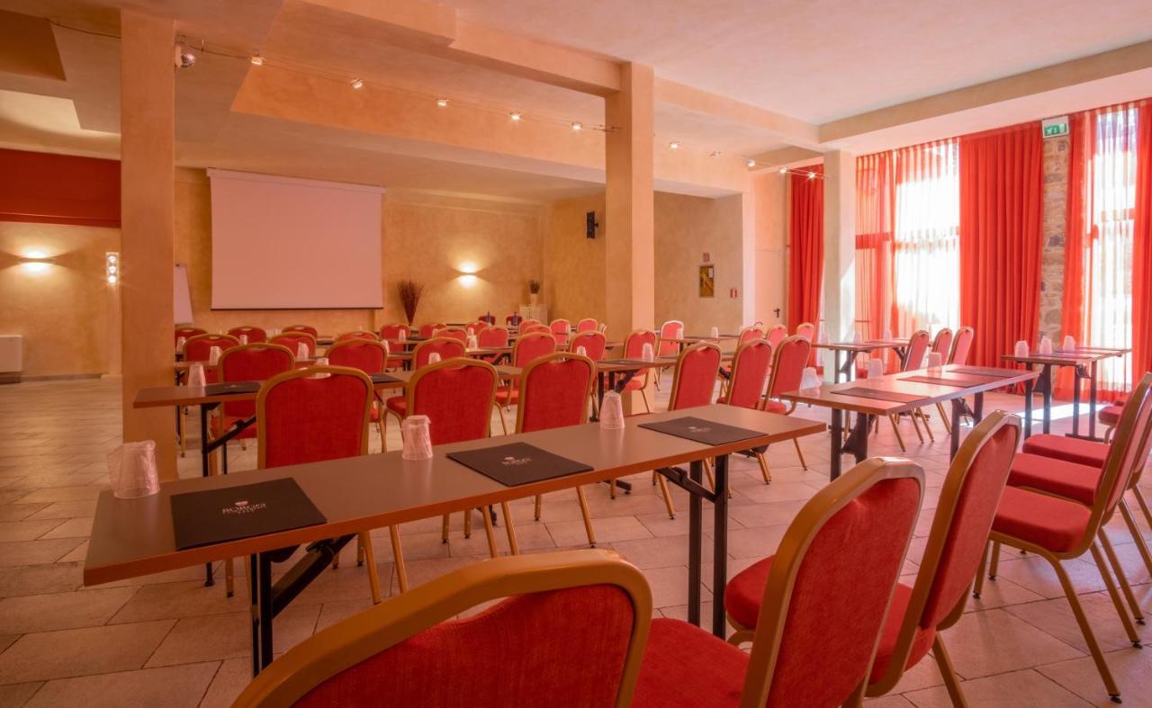 Hotel Borgo Di Cortefreda - Place Of Charme Tavarnelle Val di Pesa Dış mekan fotoğraf